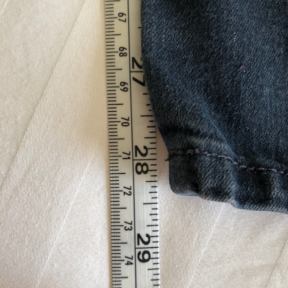 James Jeans Mid Rise Skinny Size 27 EUC - Picture 6 of 8